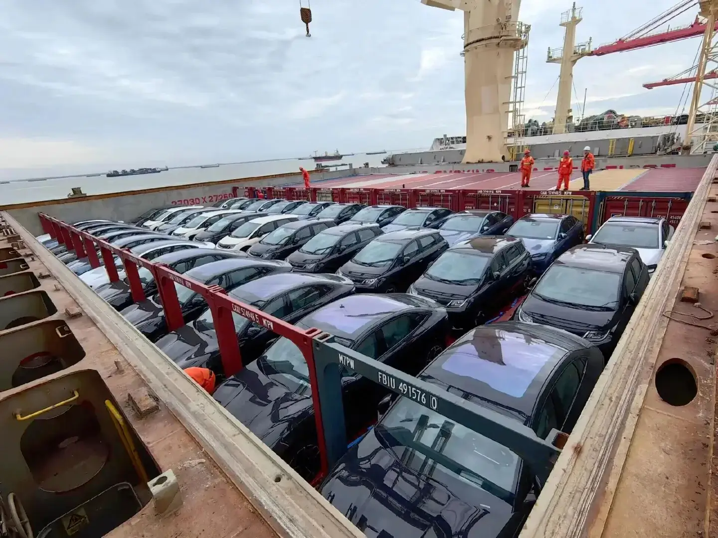 Container Loading (1-3 Workdays)